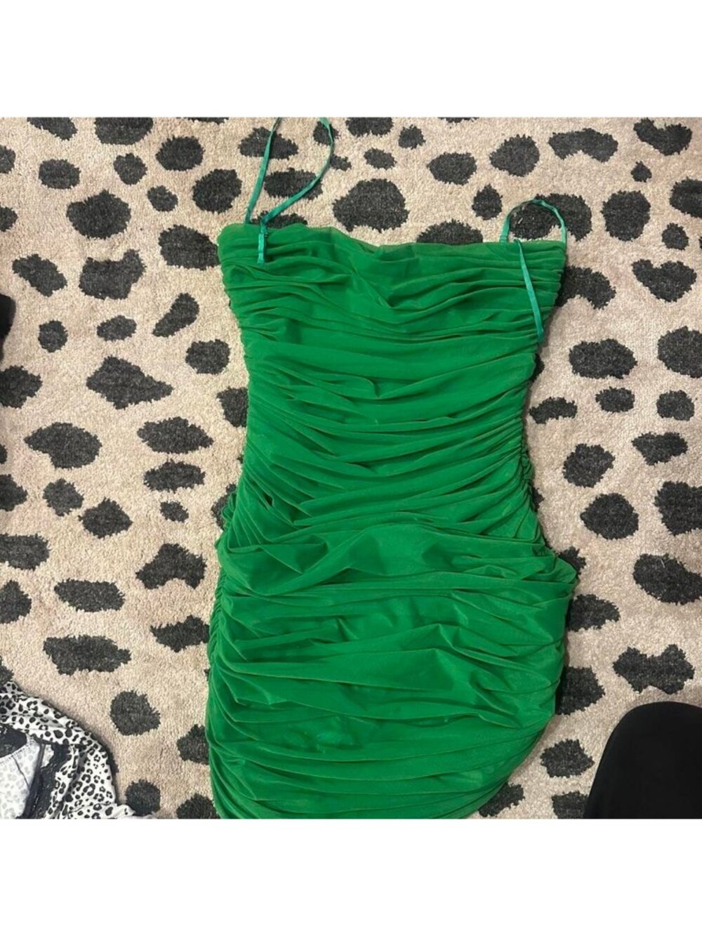House Of Cb Green Dress‎